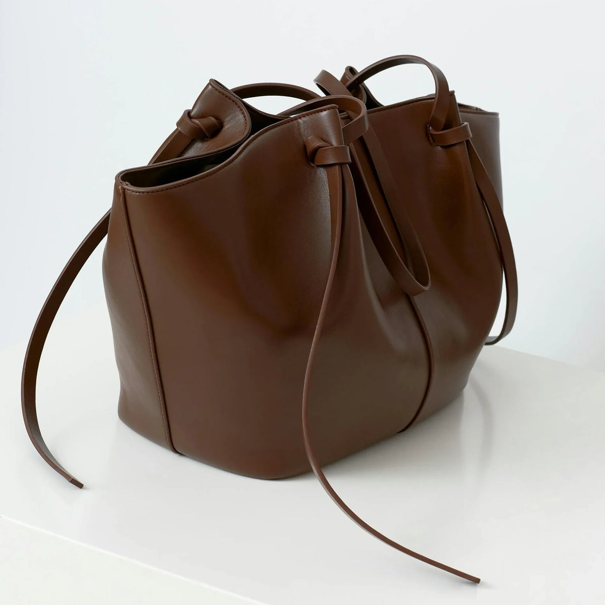 Enora  – Grand sac à main rigide